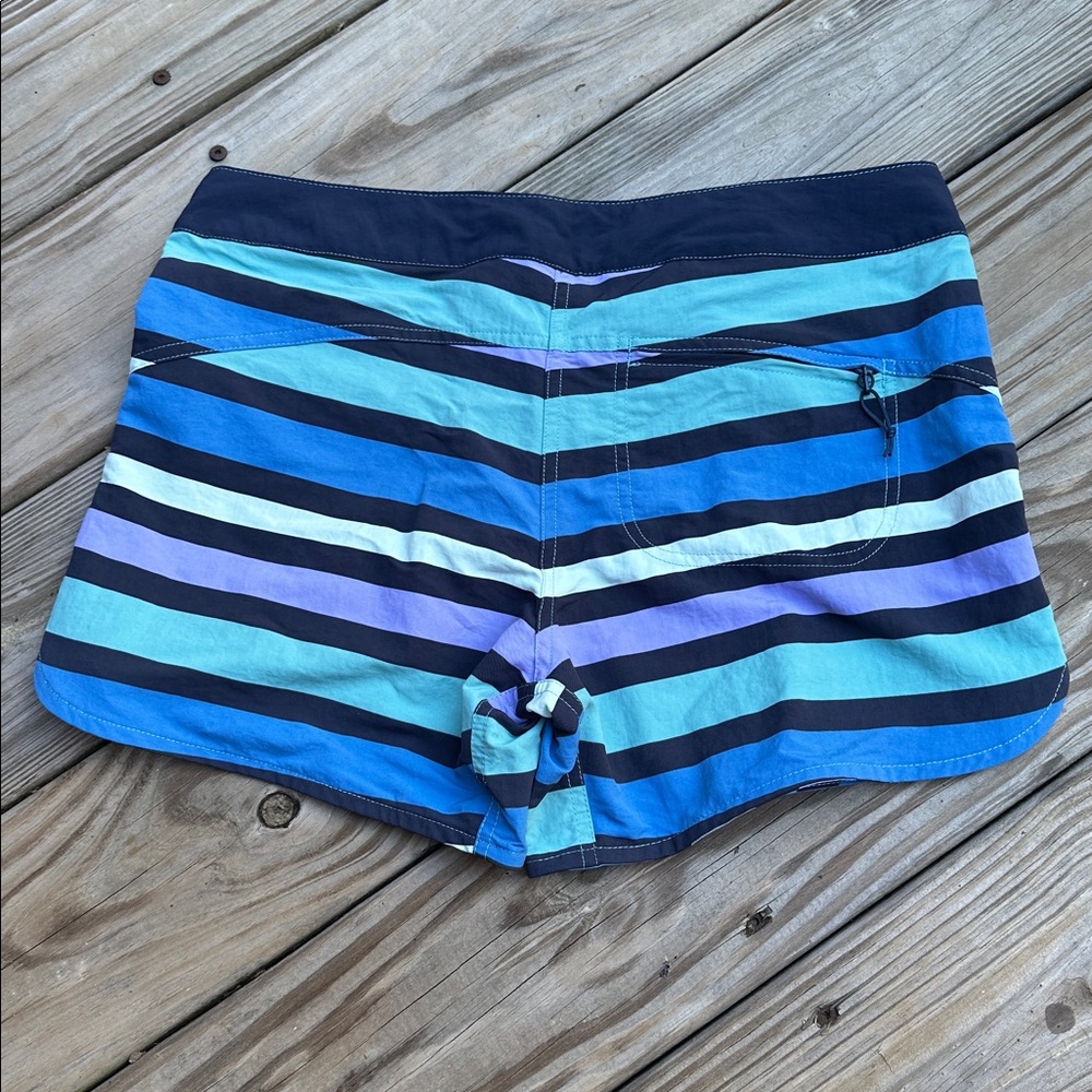 NWT Patagonia Wavefarer Blue Striped Board Shorts Zip-Pocket Tie Front Size 6 - Picture 5 of 9